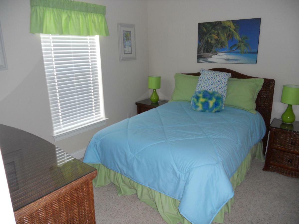 Large House With Great Oceanviews, Game Room, Swimming Pool